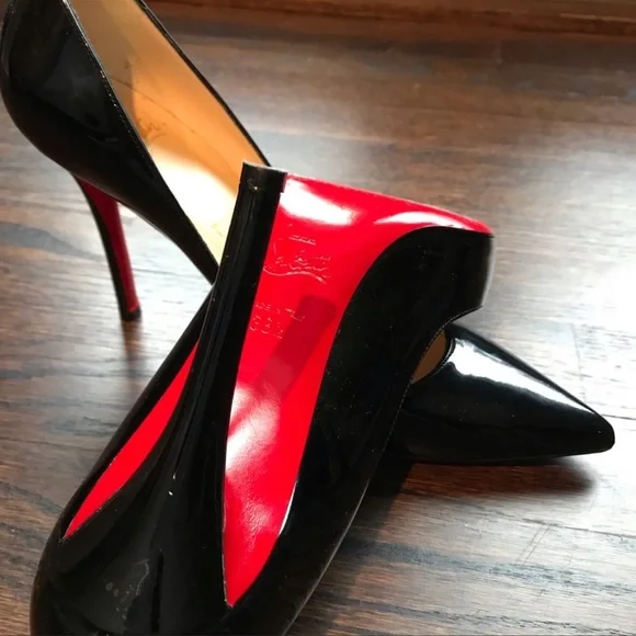 Authentic louboutin heels. Gently worn condition! - Picture 2 of 9